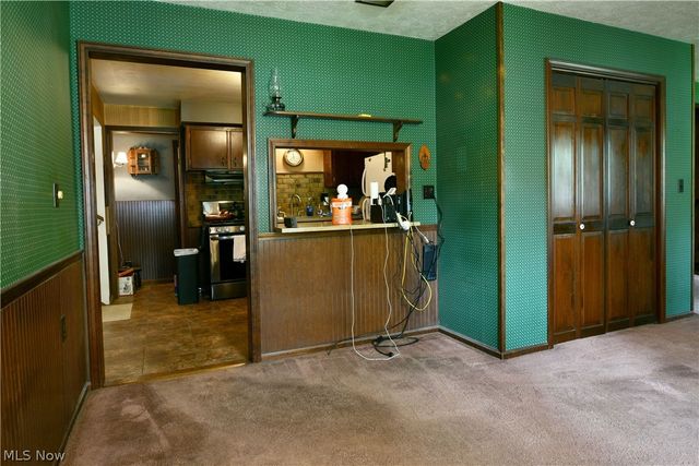 884 Keefer Road, Girard, OH 44420