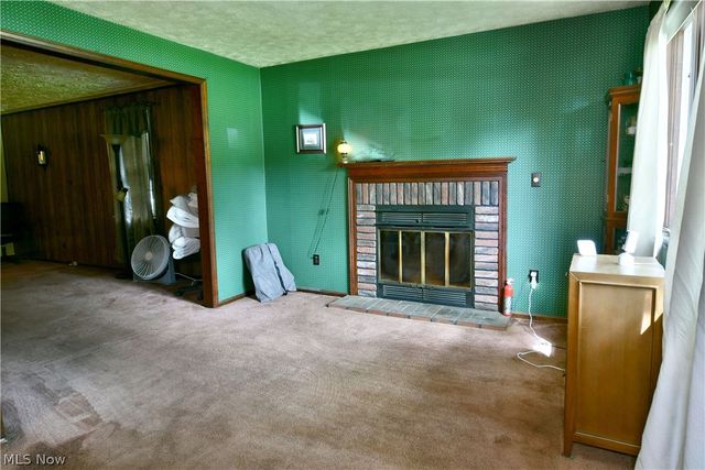 884 Keefer Road, Girard, OH 44420