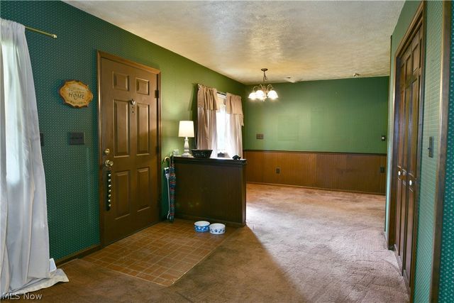 884 Keefer Road, Girard, OH 44420