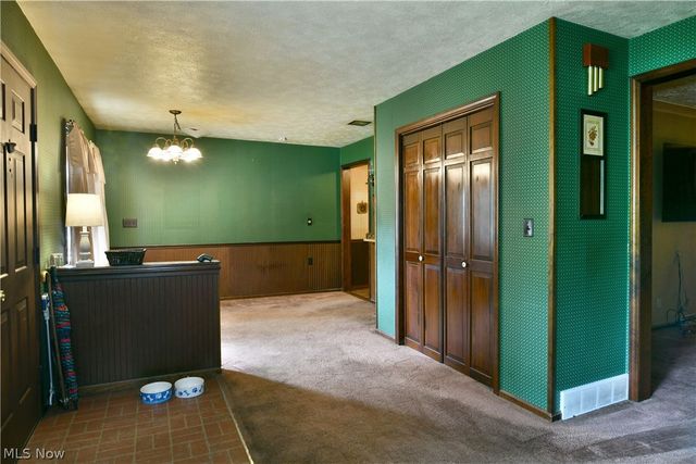 884 Keefer Road, Girard, OH 44420