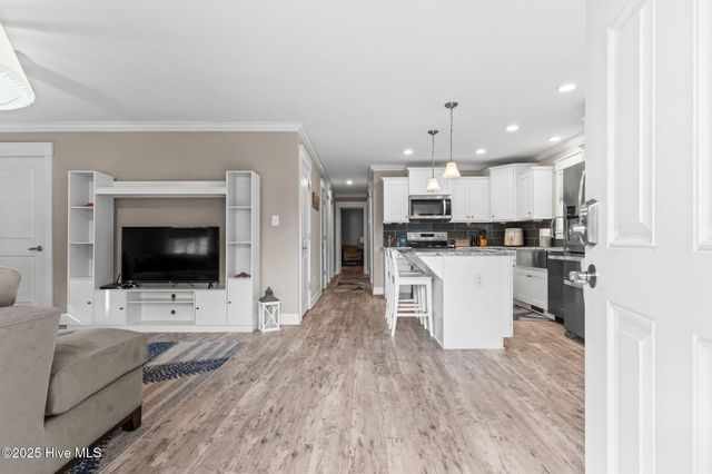 125 NW 15th Street, Oak Island, NC 28465