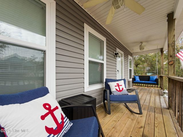 125 NW 15th Street, Oak Island, NC 28465