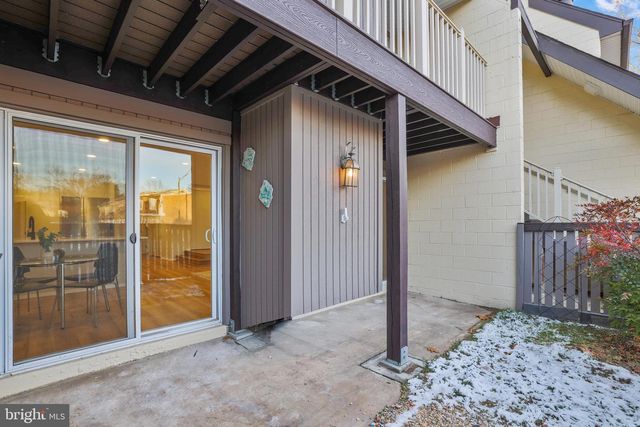 3966 WOODHUE PL, Alexandria, VA 22309