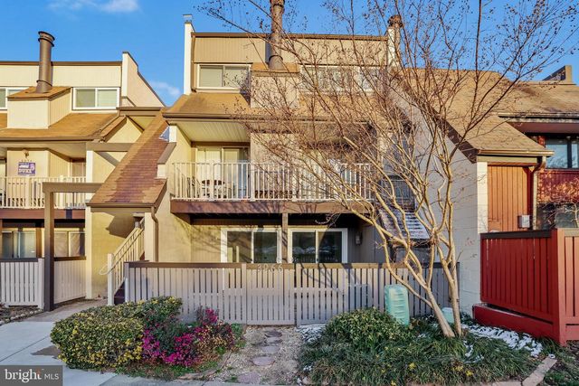 3966 WOODHUE PL, Alexandria, VA 22309