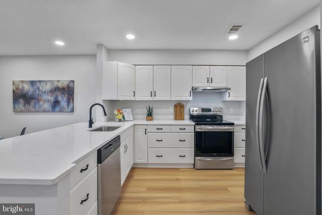 3966 WOODHUE PL, Alexandria, VA 22309