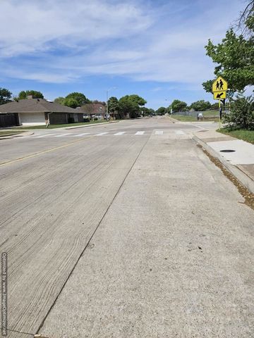 12804 Whispering Hills Drive, Dallas, TX 75243