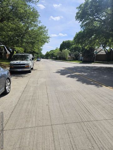 12804 Whispering Hills Drive, Dallas, TX 75243