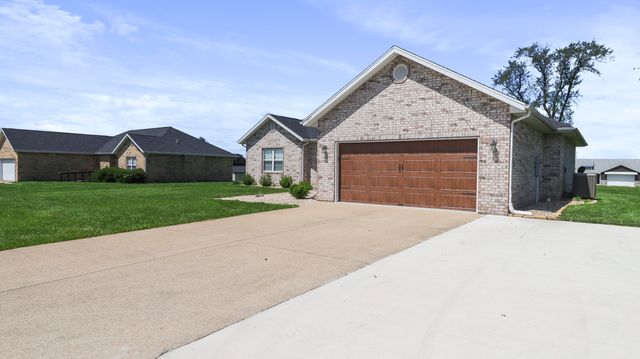 2607 Mayfield Drive, Mountain Grove, MO 65711