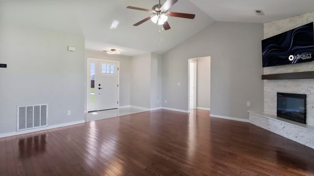 2607 Mayfield Drive, Mountain Grove, MO 65711