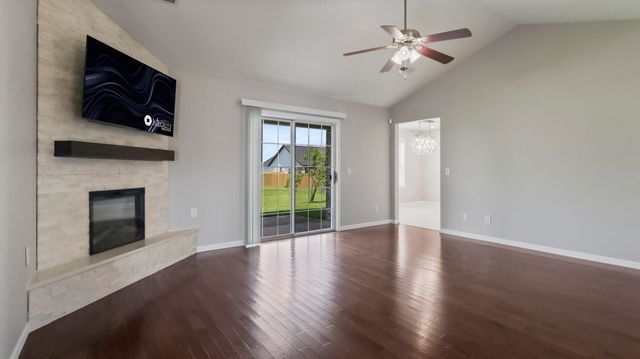 2607 Mayfield Drive, Mountain Grove, MO 65711