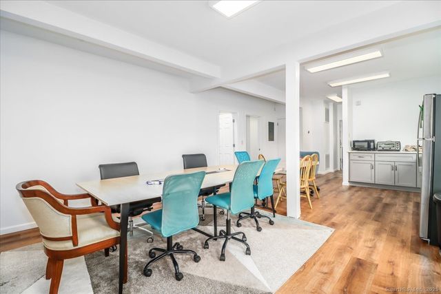 14 Elm Street, New Milford, CT 06776