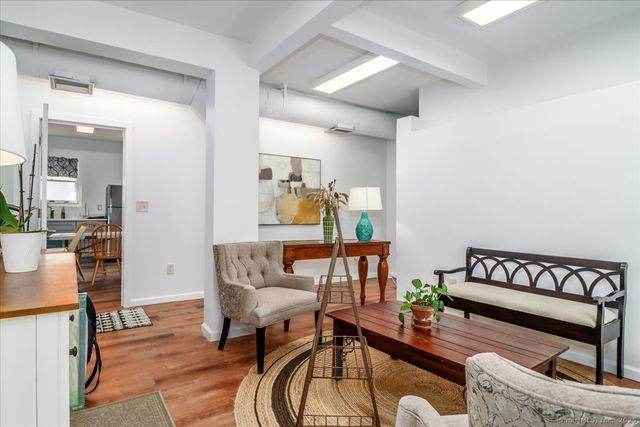 14 Elm Street, New Milford, CT 06776