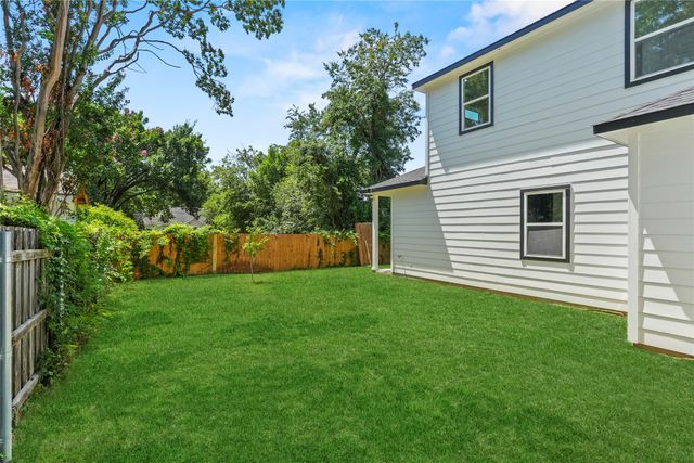 1614 Garden Drive, Dallas, TX 75215