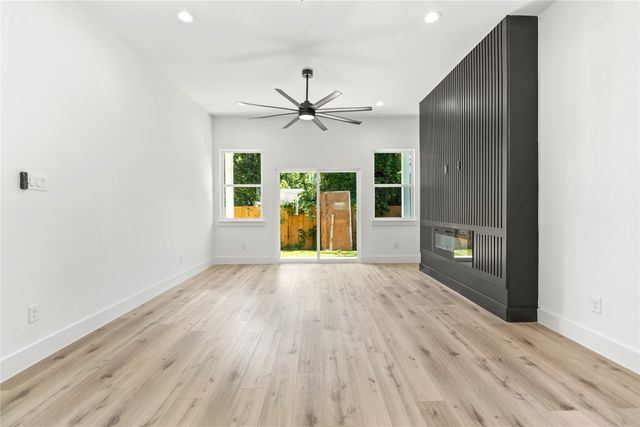 1614 Garden Drive, Dallas, TX 75215