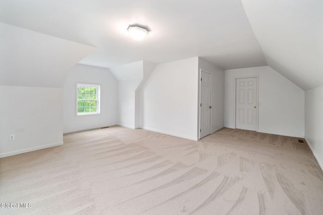 1129 Meadowdale Road, Guilderland, NY 12009