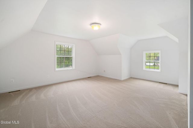 1129 Meadowdale Road, Guilderland, NY 12009