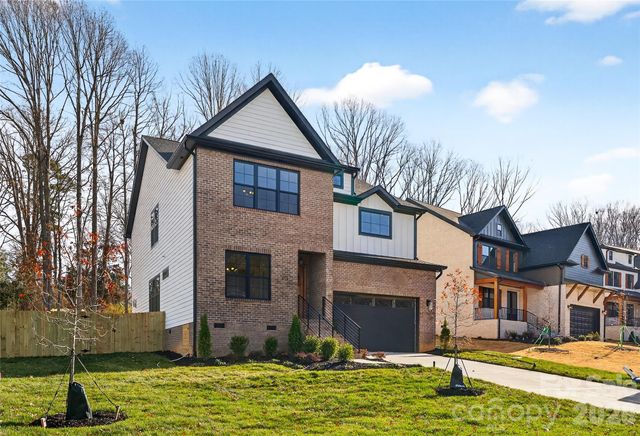 16315 Riverpointe Drive, Charlotte, NC 28278