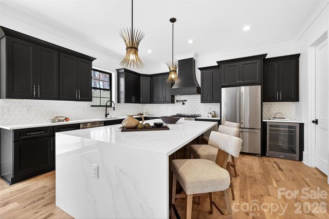 16315 Riverpointe Drive, Charlotte, NC 28278