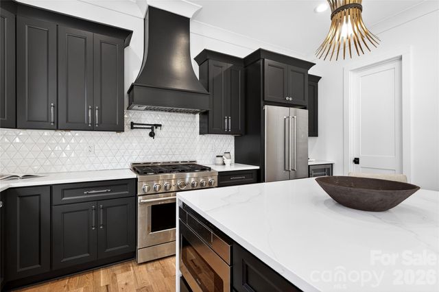 16315 Riverpointe Drive, Charlotte, NC 28278