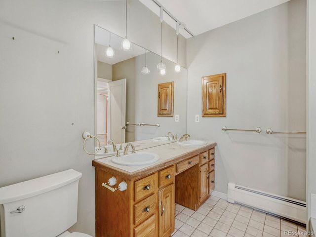 840 Bonnie Brae Blvd, Denver, CO 80209