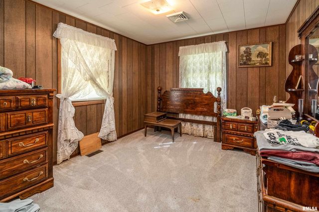 2943 N Rocky Comfort Road, Makanda, IL 62958