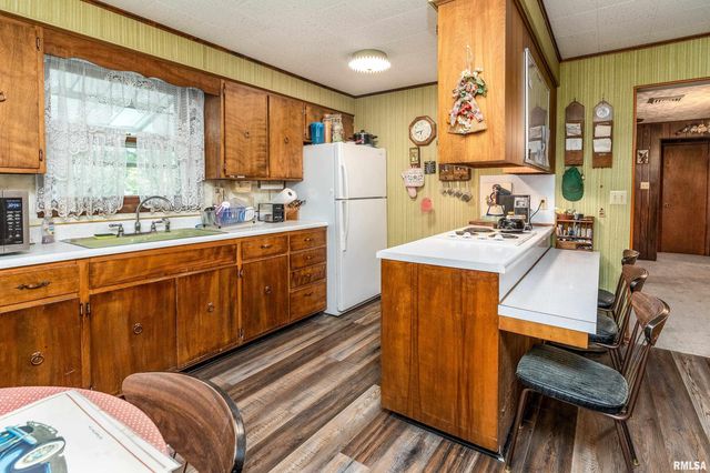 2943 N Rocky Comfort Road, Makanda, IL 62958