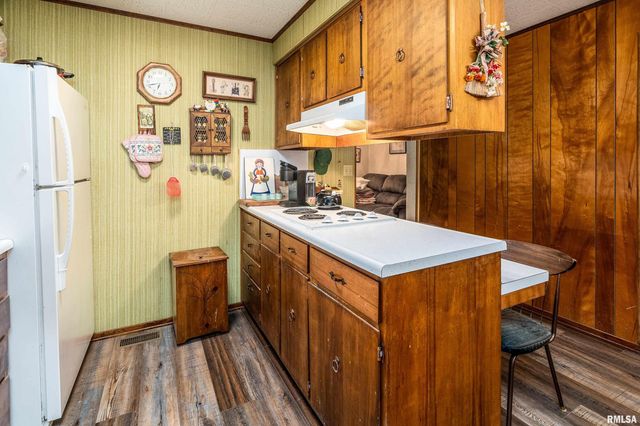 2943 N Rocky Comfort Road, Makanda, IL 62958