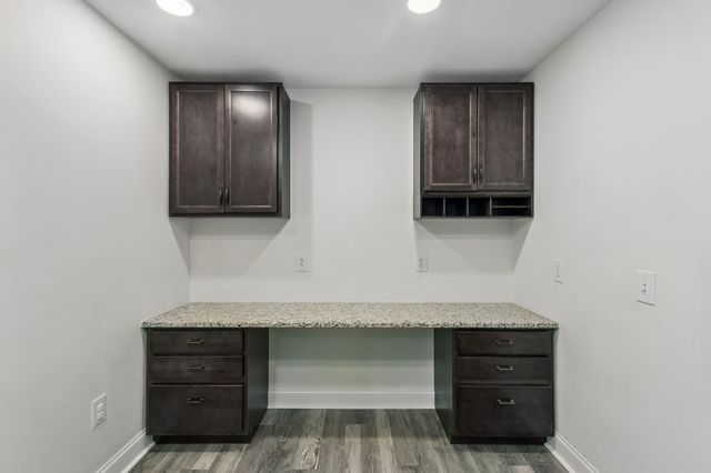 718 Kimmins St, Hohenwald, TN 38462