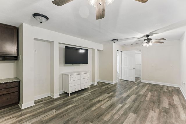 718 Kimmins St, Hohenwald, TN 38462