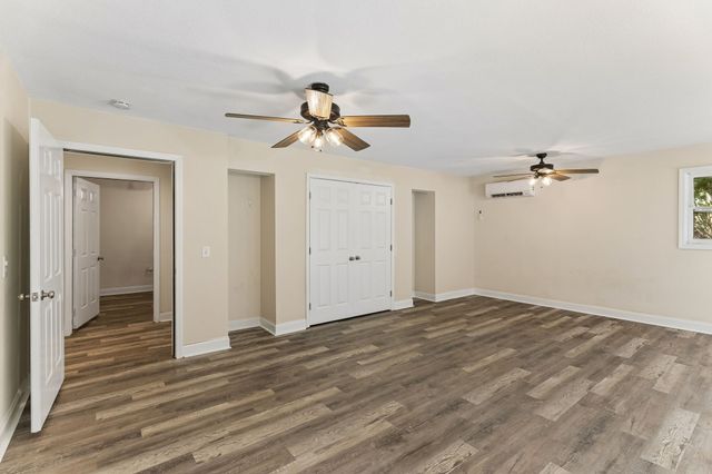 718 Kimmins St, Hohenwald, TN 38462