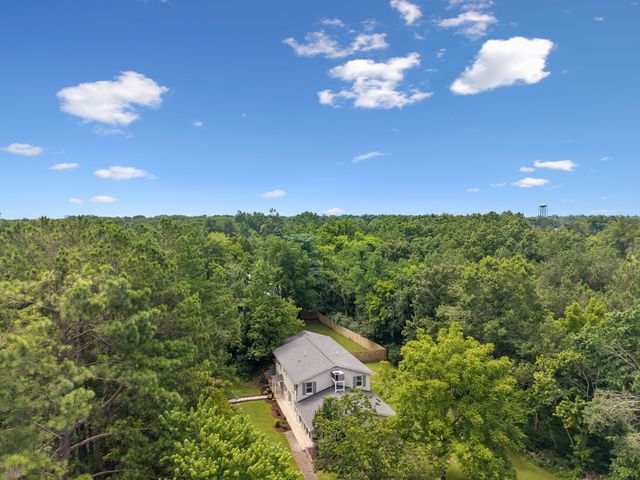 718 Kimmins St, Hohenwald, TN 38462