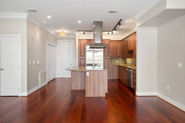 1419 Montrose Boulevard 301, Houston, TX 77019