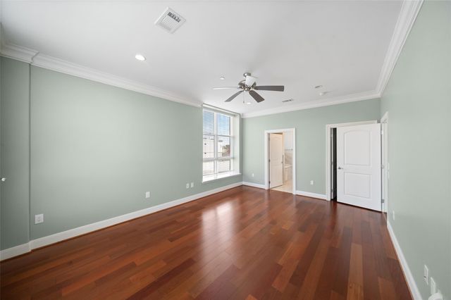 1419 Montrose Boulevard 301, Houston, TX 77019