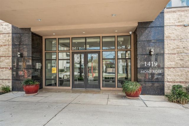 1419 Montrose Boulevard 301, Houston, TX 77019