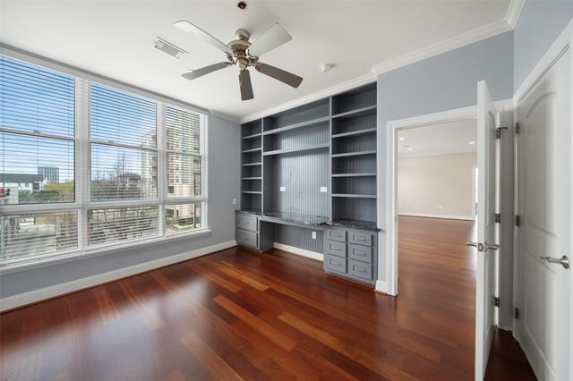 1419 Montrose Boulevard 301, Houston, TX 77019