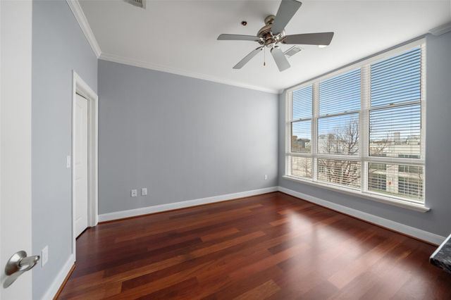 1419 Montrose Boulevard 301, Houston, TX 77019