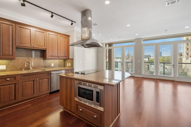 1419 Montrose Boulevard 301, Houston, TX 77019