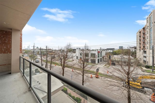 1419 Montrose Boulevard 301, Houston, TX 77019