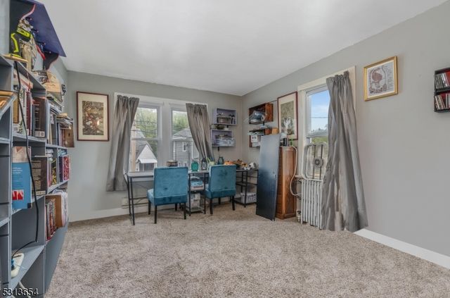 66 Carpenter St 2, Milford Boro, NJ 08848
