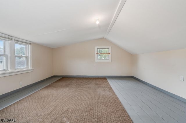 66 Carpenter St 2, Milford Boro, NJ 08848