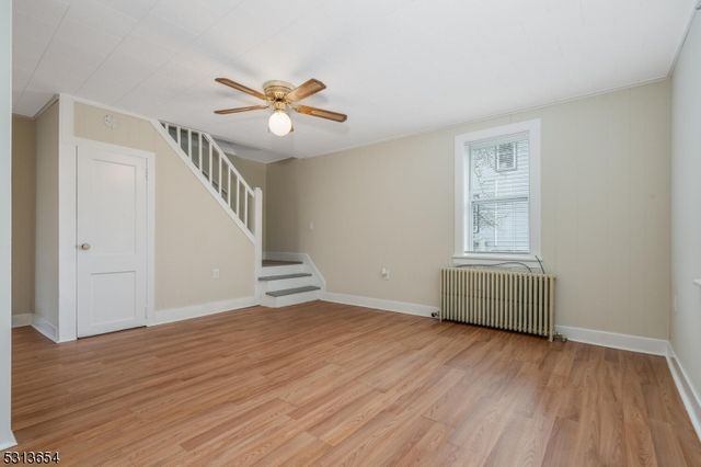 66 Carpenter St 2, Milford Boro, NJ 08848
