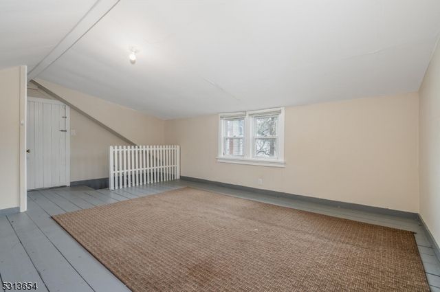 66 Carpenter St 2, Milford Boro, NJ 08848