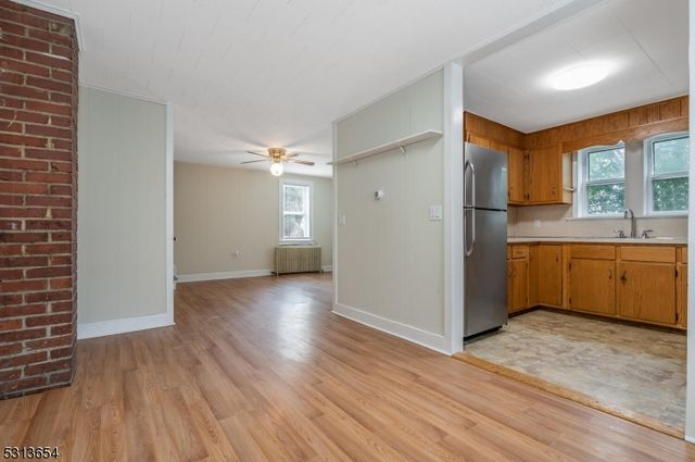 66 Carpenter St 2, Milford Boro, NJ 08848