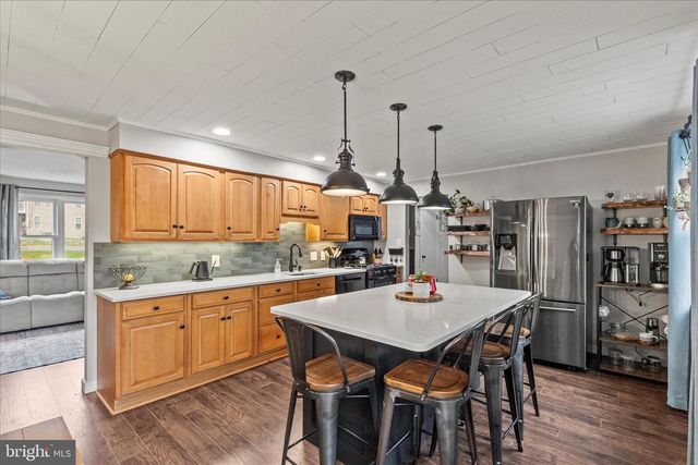 193 DEW DROP RD, York, PA 17402