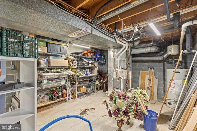 193 DEW DROP RD, York, PA 17402