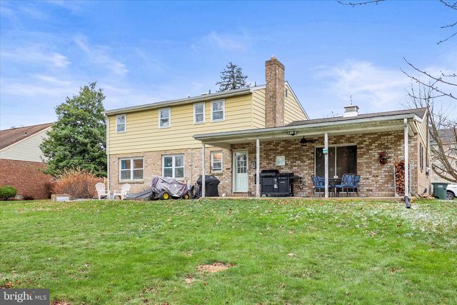 193 DEW DROP RD, York, PA 17402