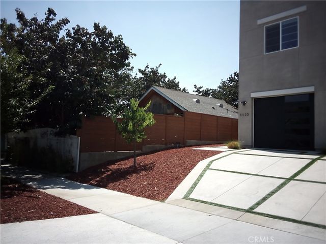 1127 N Commonwealth Avenue, Los Angeles, CA 90029