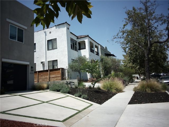 1127 N Commonwealth Avenue, Los Angeles, CA 90029