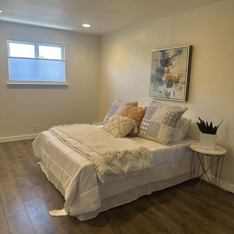 1815 King Street, Santa Cruz, CA 95060