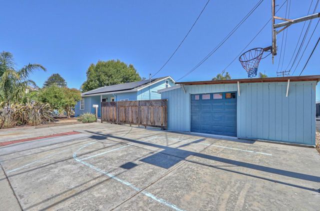 1815 King Street, Santa Cruz, CA 95060